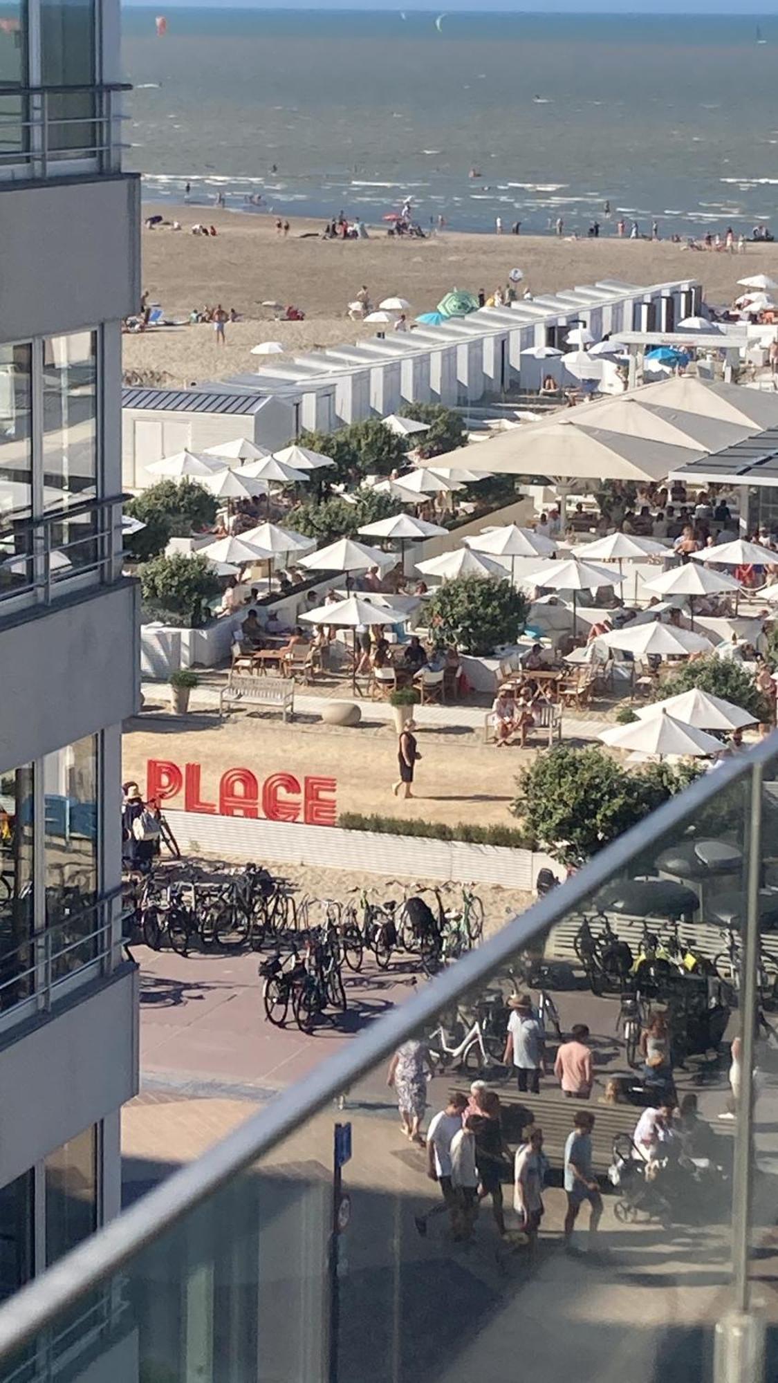 Appartement Met Zicht Op Zee Knokke-Heist Exterior photo